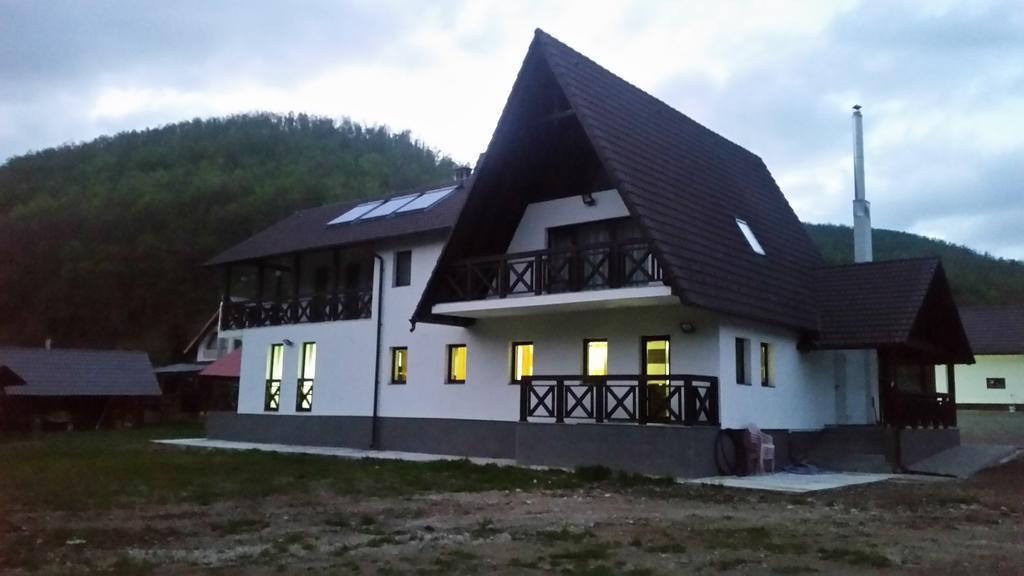 Pensiunea Steaua Nordului Vanatori  Bagian luar foto